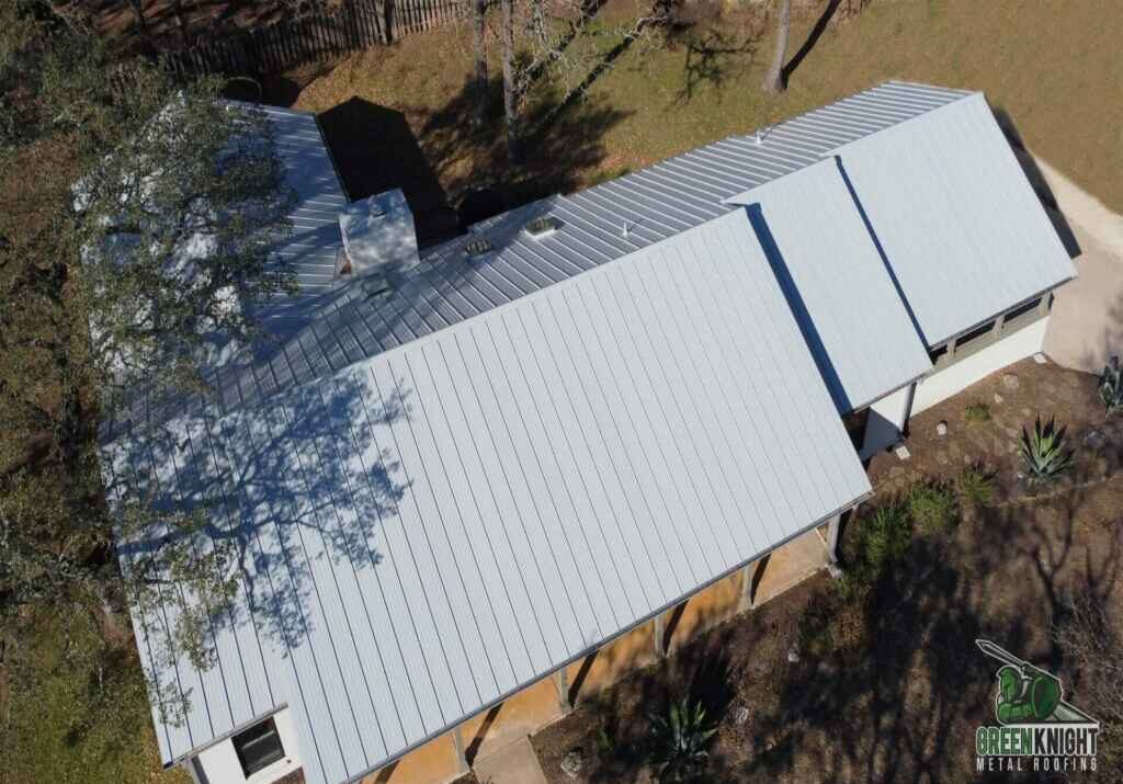 GKR-Barton-Creek SS Dove Grey Top Left Standing Seam Metal Roofing Kingsland
