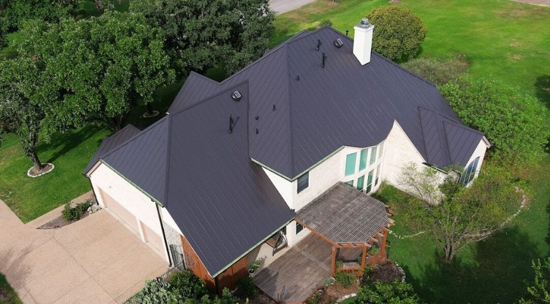 Energy Savings & Roofing: How a Metal Roof Reduces Utility Costs in Lakeway, Texas
